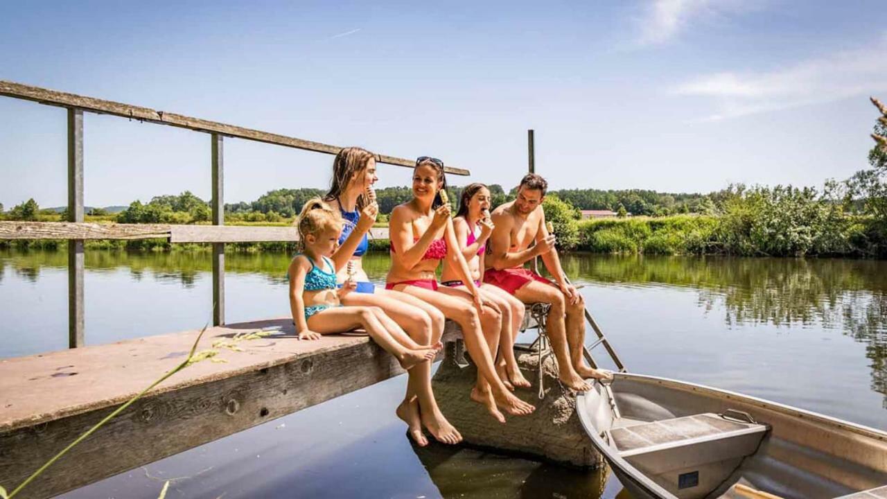 Urlaub Am Regen - Ferienhof Dirnberger Nittenau Exterior foto