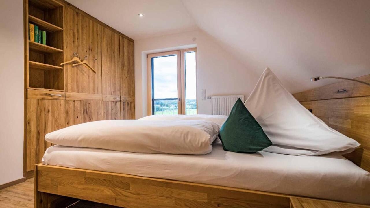 Urlaub Am Regen - Ferienhof Dirnberger Nittenau Exterior foto